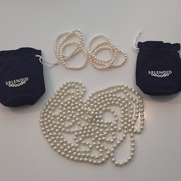 Faux Pearls - Picture 1 of 4